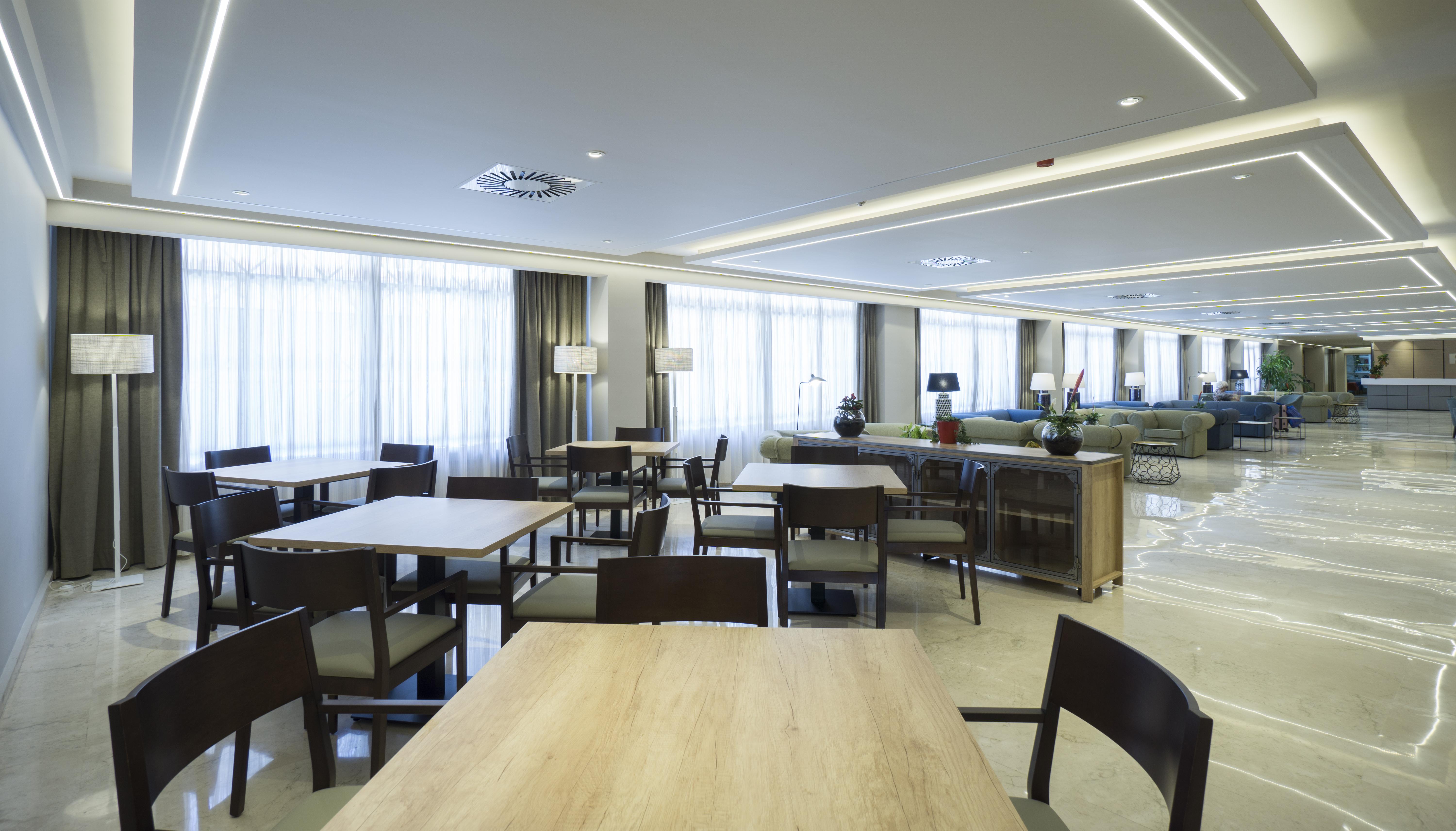 Hotel Apartamentos Pyr Fuengirola Luaran gambar