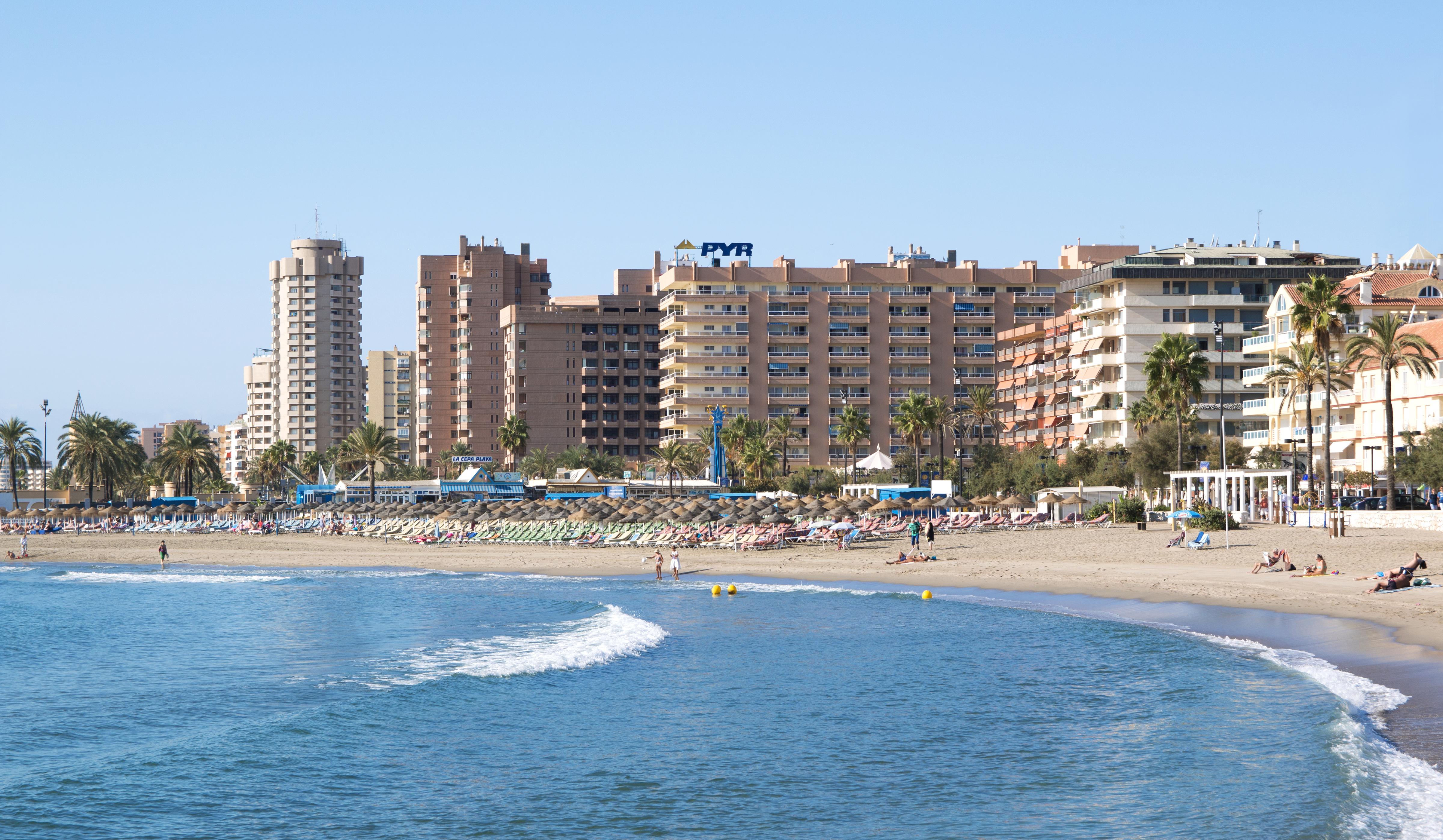 Hotel Apartamentos Pyr Fuengirola Luaran gambar