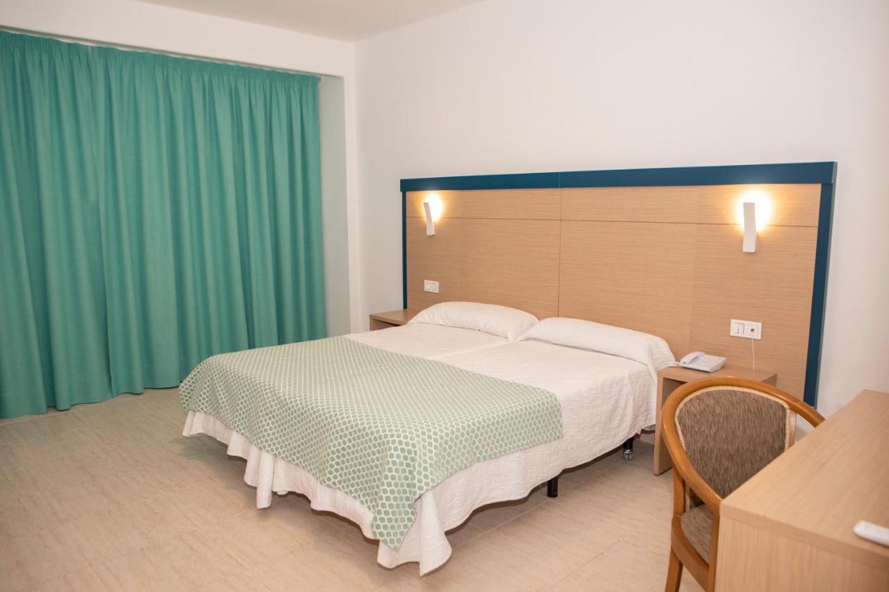 Hotel Apartamentos Pyr Fuengirola Luaran gambar