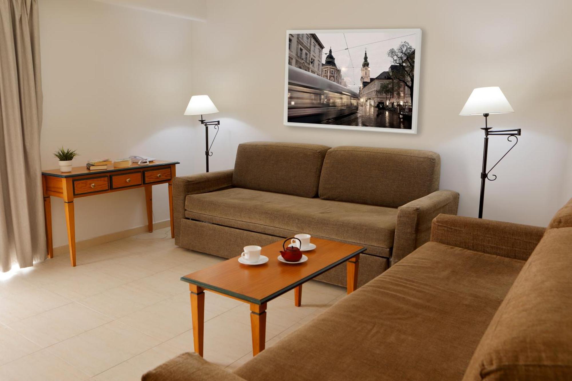 Hotel Apartamentos Pyr Fuengirola Luaran gambar