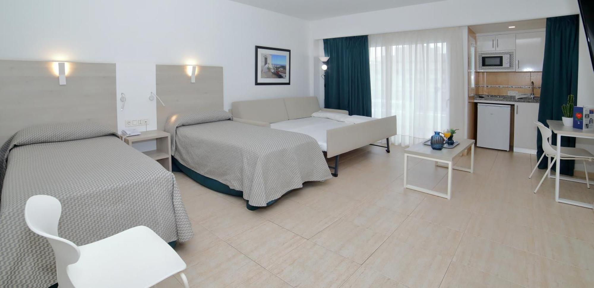 Hotel Apartamentos Pyr Fuengirola Luaran gambar
