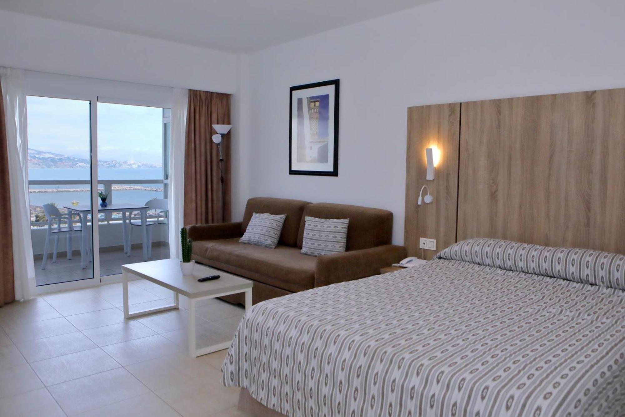 Hotel Apartamentos Pyr Fuengirola Luaran gambar