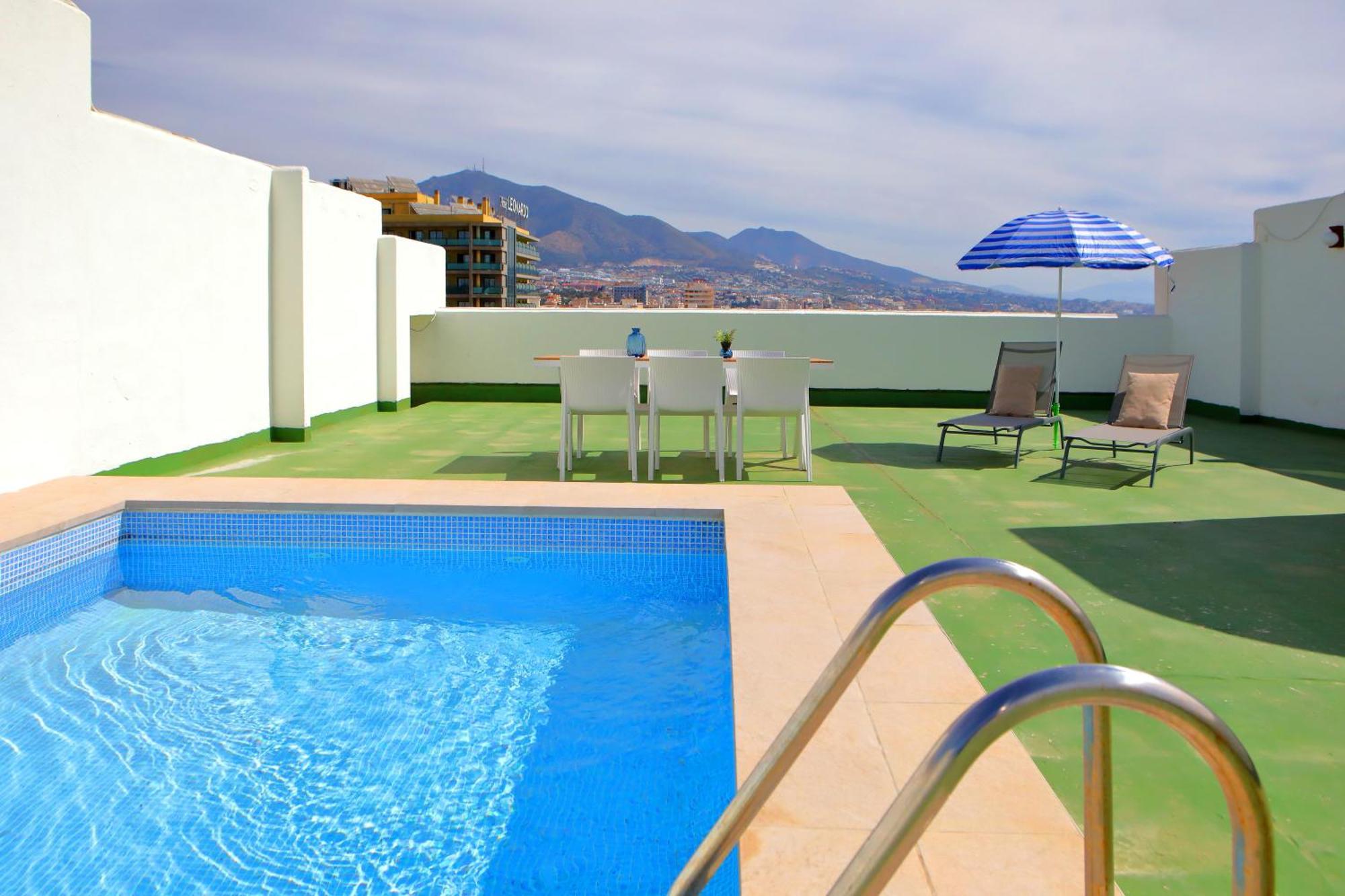 Hotel Apartamentos Pyr Fuengirola Luaran gambar